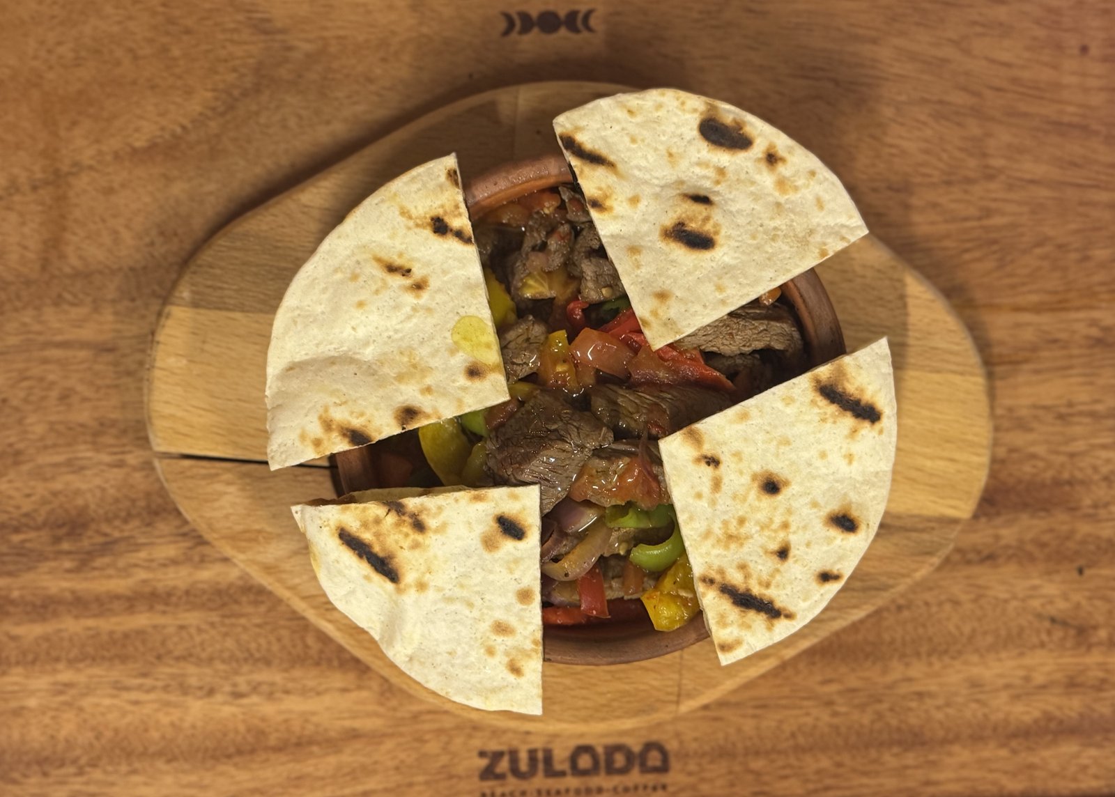 Marsilya Usulü Dana Kavurma / Marseille Style Braised Beef